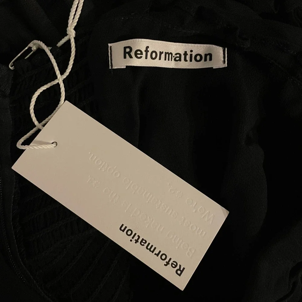 🚫SOLD🚫REFORMATION Christine Dress Black Ruffle Mini - Picture 9 of 10